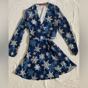 Shinesty The Young Frosty Long-sleeve Skater Dress (with pockets!) – XL